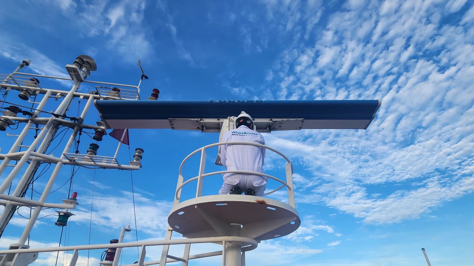 Maritime RADAR: Pulse Technology, Clutter Suppression, and ARPA System Integration